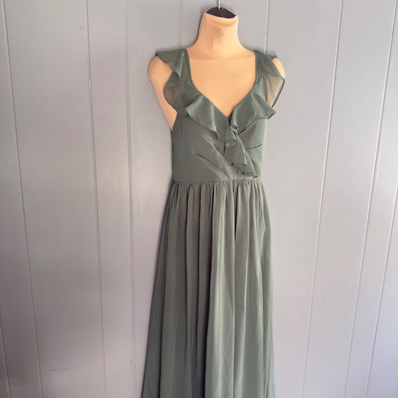Azazie dress formal gown sage green chiffon bridesmaid size C small medium - Picture 1 of 12